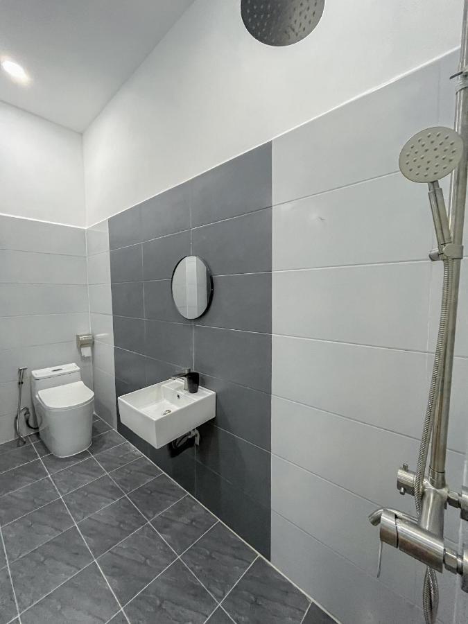 River Hotel 5 Long Xuyên 외부 사진