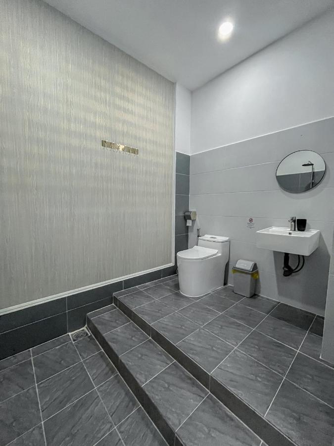 River Hotel 5 Long Xuyên 외부 사진